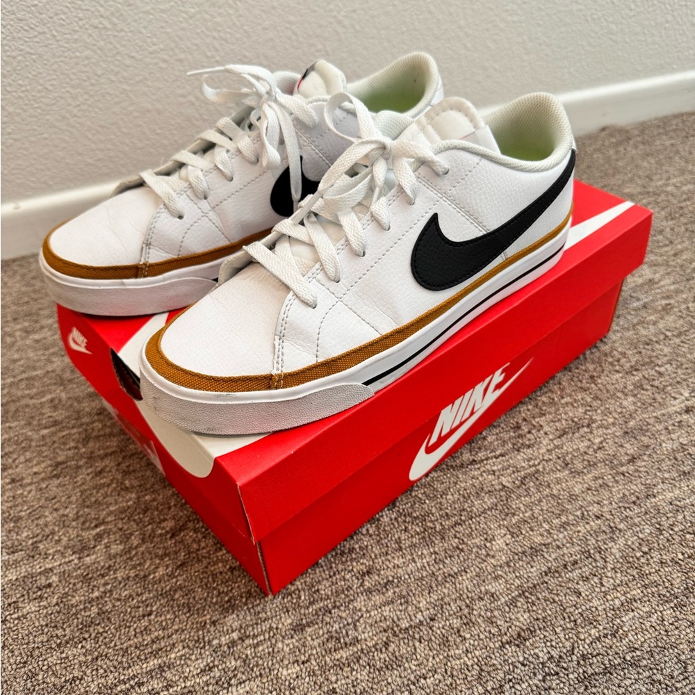 Nike court legacy tennis shoes